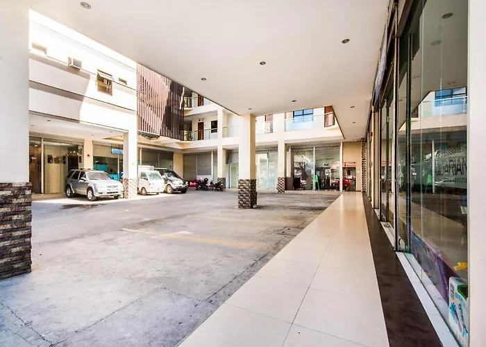 Oyo 443 Maria Cristina Arcade Hotel