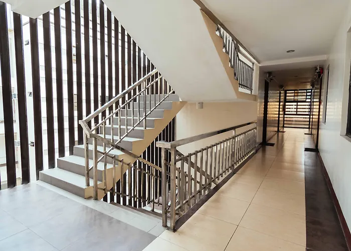 Oyo 443 Maria Cristina Arcade Cebu