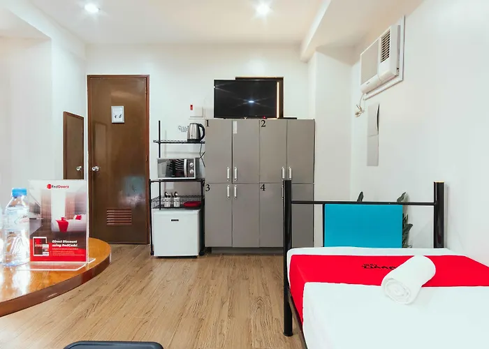 Oyo 443 Maria Cristina Arcade Cebu