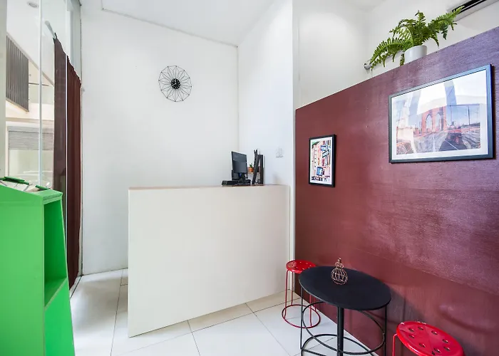 Oyo 443 Maria Cristina Arcade Hotel Cebu