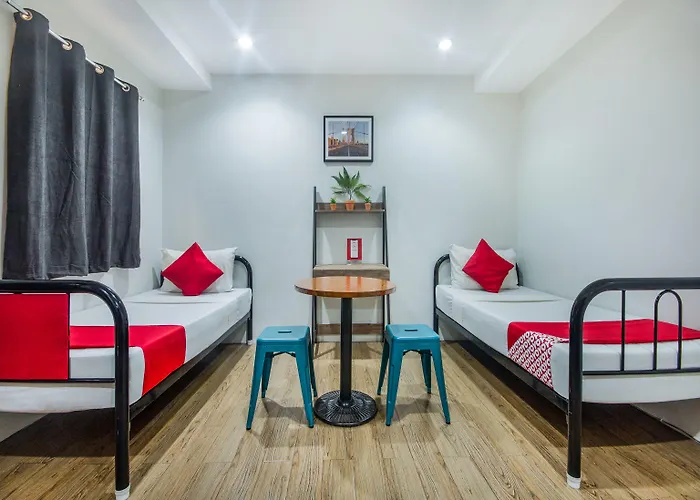 Hotel Oyo 443 Maria Cristina Arcade 3*