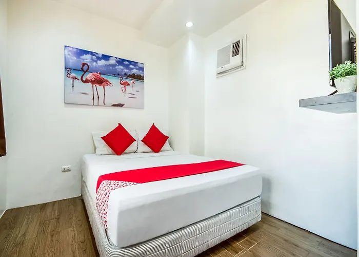Hotel Oyo 443 Maria Cristina Arcade 3*